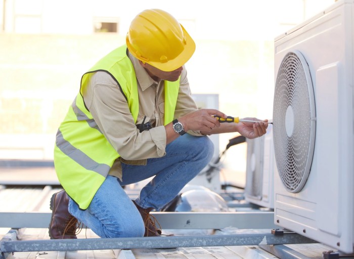 Homeowner's Essential Guide To Emergency HVAC Repair